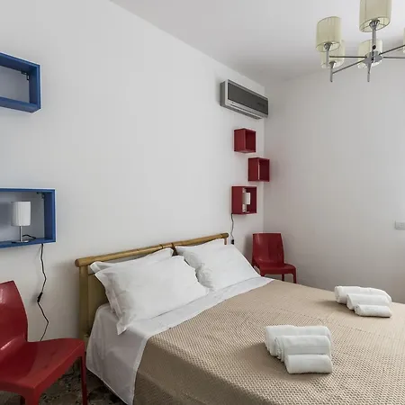City Apartment *